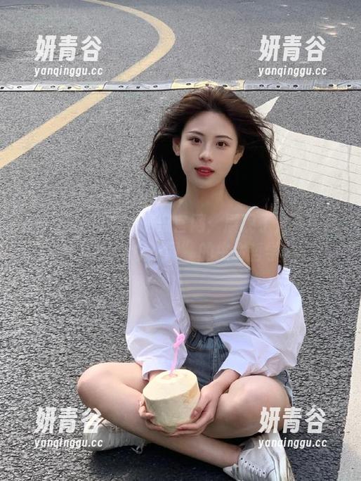 17c吃瓜官网：展现了什么叫做“吃瓜与众不同”的生命哲学！