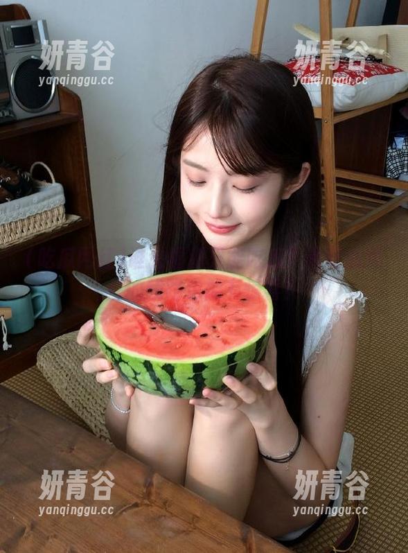 吃瓜网红 谁说福利只能吃瓜?看吃瓜网红的线路也能有惊喜!