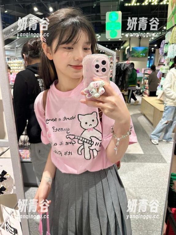 吾爱吃瓜 吾爱吃瓜网官网视频:谁还在为爱发愁,咱就看个乐吧!