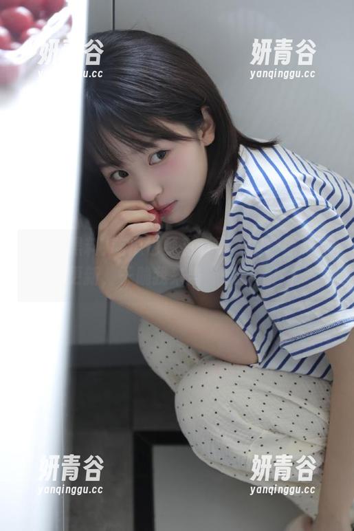 吃瓜也要有节奏，国产黑料新更新，干脆我来当‘瓜控’！