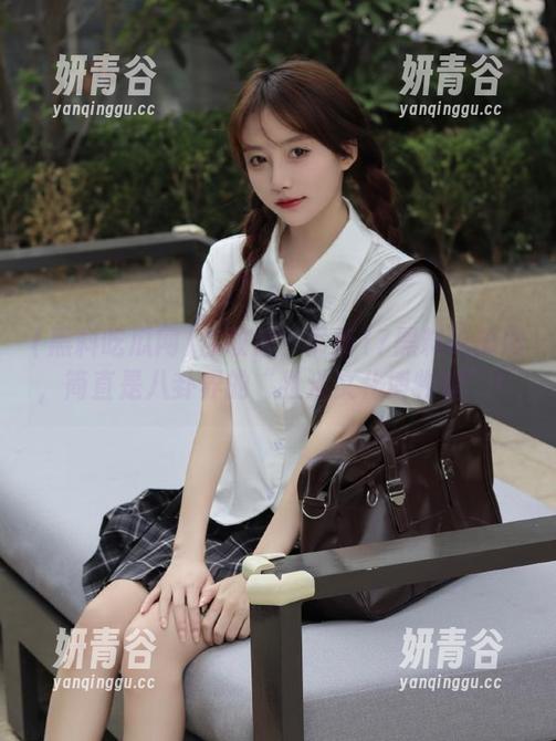 你敢信？最新17黑料吃瓜网，简直是八卦界的“扯淡文化博物馆”！