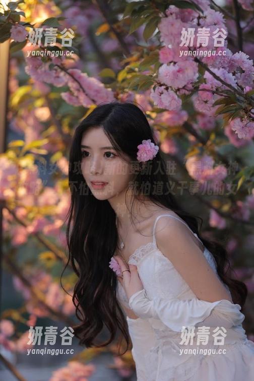 新的更新入驻“黑料女神攻略”，不怕黑料，就怕道义干事儿的女神！