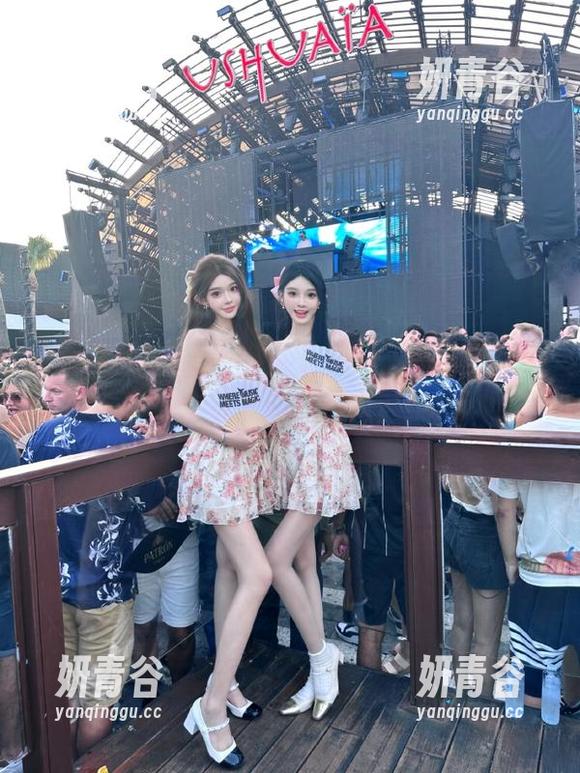 “黑网料”下载后，瓜田里的小秘密竟然如此撩人？！
