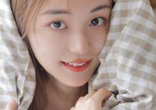 登录黑网料，发现我已经沉迷……但，居然在看同事的瓜？